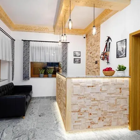 Golden - Mountain View - Taternik Apartment *
